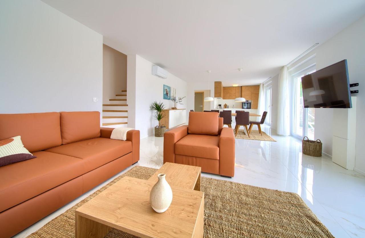 Villa Rossa Zupanje Ngoại thất bức ảnh